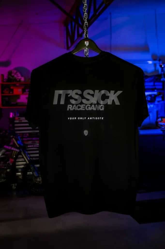 T-shirt It’s Sick